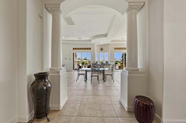 51686 Via Sorrento, La Quinta CA: https://media.crmls.org/mediaz/8162af70-49f5-4432-950f-70ece4368a5e.jpg