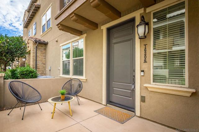 16206 Veridian Cir, San Diego CA: https://media.crmls.org/mediaz/81631bd8-b655-4352-919a-8bfe42a17f72.jpg