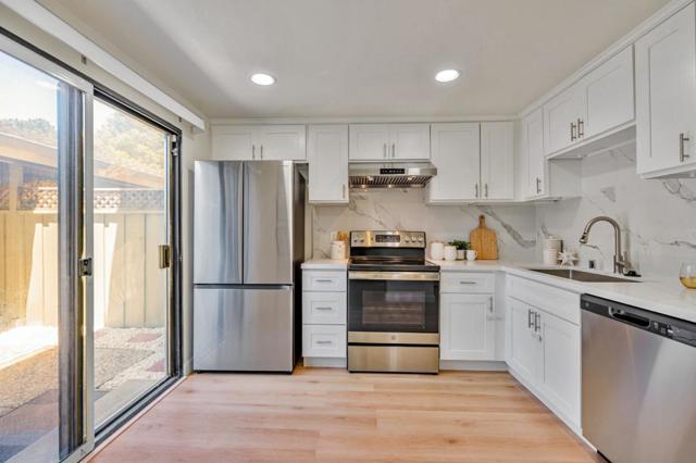 843 Juno Lane, Foster City CA: https://media.crmls.org/mediaz/816333ff-a3ce-4eb9-945f-71444d2ff6e8.jpg