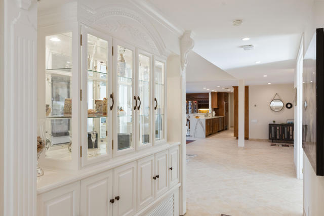 79100 Montego Bay Drive, Bermuda Dunes CA: https://media.crmls.org/mediaz/8163efd2-2309-44a5-b604-6da26a4c2473.jpg
