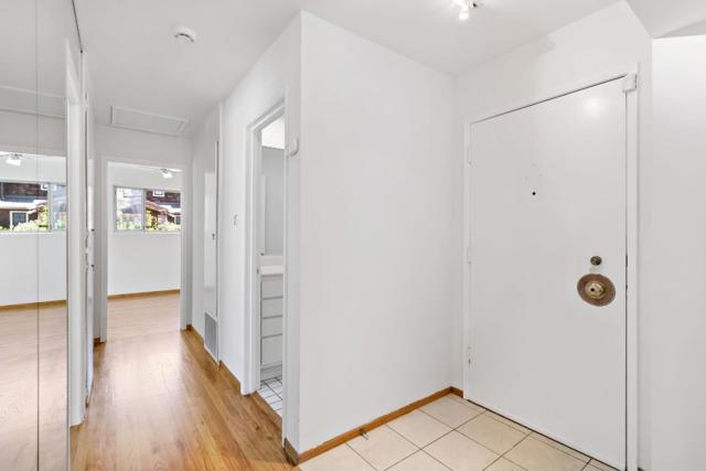 100 Eldora Drive, Mountain View CA: https://media.crmls.org/mediaz/8163fe20-7c58-404a-9bc6-f6ef98ca980f.jpg