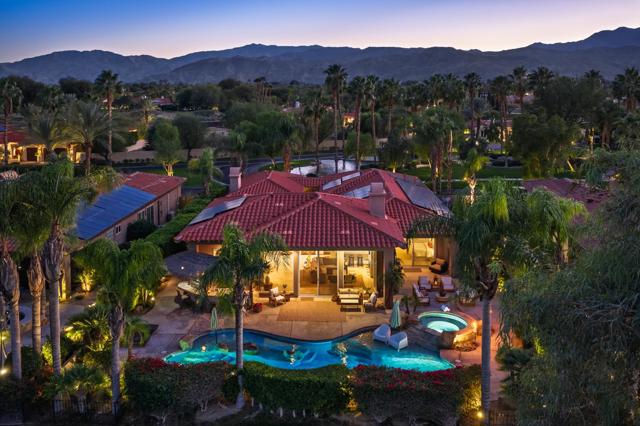 261 Loch Lomond Road, Rancho Mirage CA: https://media.crmls.org/mediaz/81646fad-f918-419b-83bb-83172ba3c210.jpg