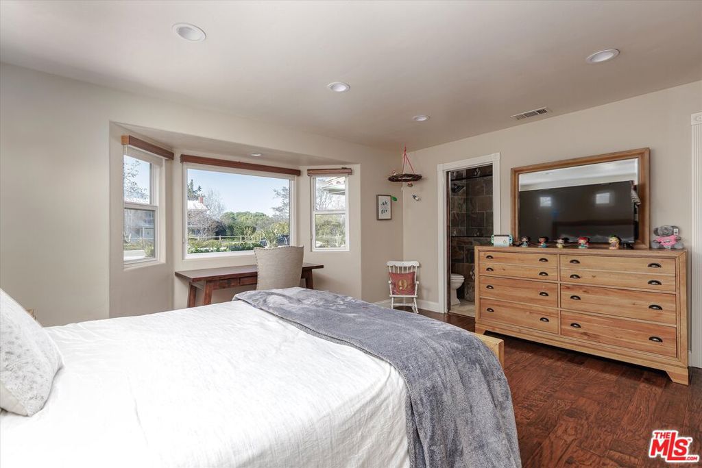 MLS #26836863 image #21
