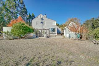 530 Payne Road, San Juan Bautista CA: https://media.crmls.org/mediaz/81678afd-461e-409e-9c3a-ee62cfb7a638.jpg