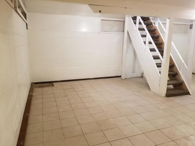 7440 38th Avenue, Sacramento CA: https://media.crmls.org/mediaz/8167e931-37c8-4d21-bb94-dccf2bce9896.jpg