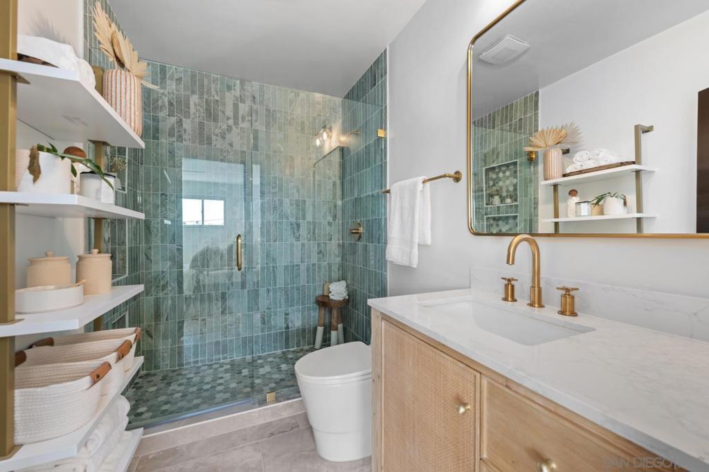 4866 Sussex - photo 15