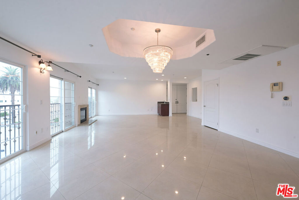 8555 Cashio Street #PH4