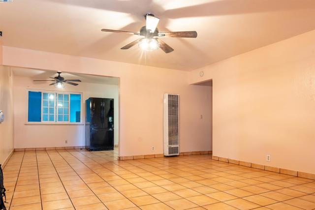 Image 36 of 45 For 9318 Olive St