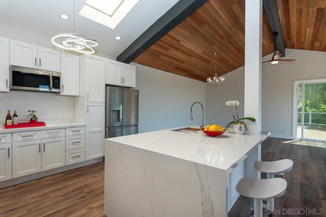 1935 Nautilus St, La Jolla CA: https://media.crmls.org/mediaz/816bf934-513e-40a5-8401-f8b480ae2bec.jpg