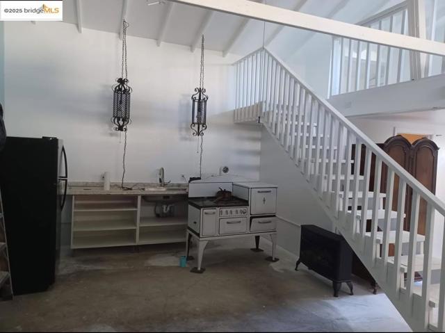 619 W 6Th St, Antioch CA: https://media.crmls.org/mediaz/816c2b7f-43fb-44f4-ab07-fc8f2c3c6fa1.jpg