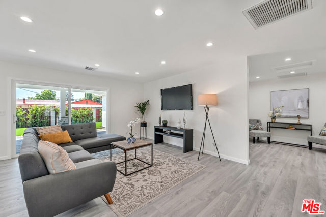 24114 Gilmore Street, West Hills CA: https://media.crmls.org/mediaz/816d0d2d-beb4-4470-86ec-4628bfeaee16.jpg