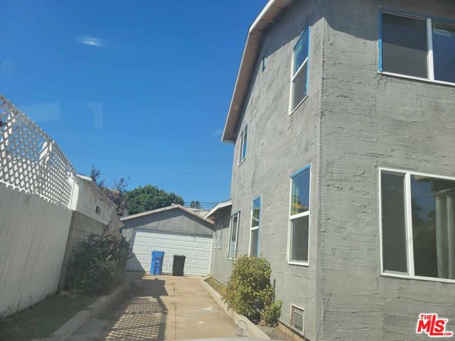 2221 Virginia Road, Los Angeles, California 90016, 4 Bedrooms Bedrooms, ,2 BathroomsBathrooms,Single Family Residence,For Sale,Virginia,24407351