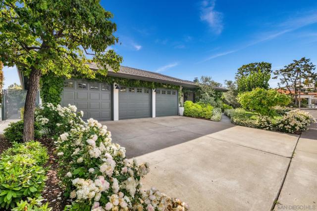 8590 Cliffridge Ave, La Jolla CA: https://media.crmls.org/mediaz/816fa4c5-3191-4dbe-8d38-c264393bcf6f.jpg