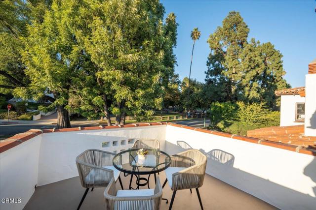 Detail Gallery Image 33 of 69 For 1110 E Mountain St, Glendale,  CA 91207 - 4 Beds | 3 Baths