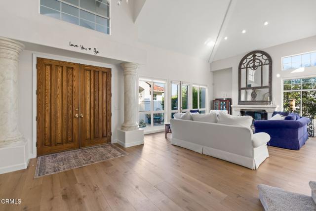 Detail Gallery Image 13 of 75 For 1639 San Rafael Way, Camarillo,  CA 93012 - 5 Beds | 4 Baths