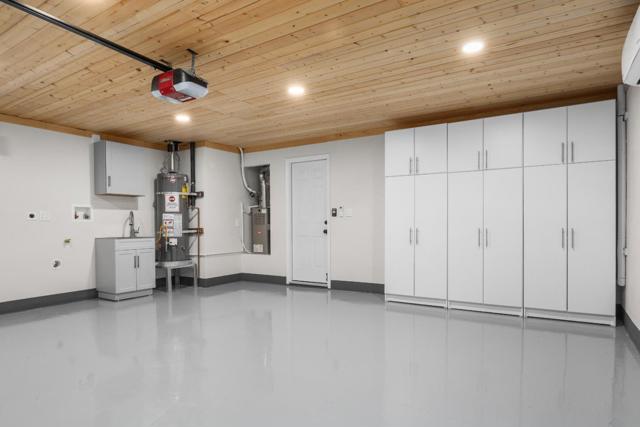 3926 Yolo Drive, San Jose CA: https://media.crmls.org/mediaz/8170bdde-b807-4bbc-b4af-bba2eeb57552.jpg