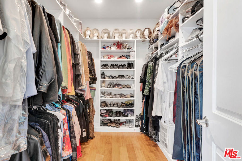 3733 Willowcrest AvenueStudio City img 48
