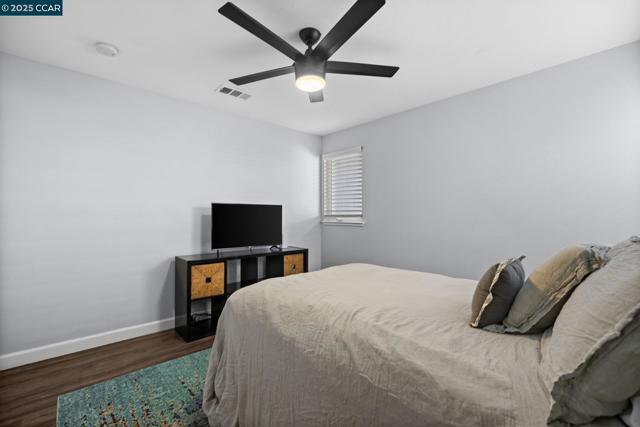 1627 Livingston Ln, Richmond CA: https://media.crmls.org/mediaz/817492c4-956d-4164-83cf-d38ff2ec3336.jpg