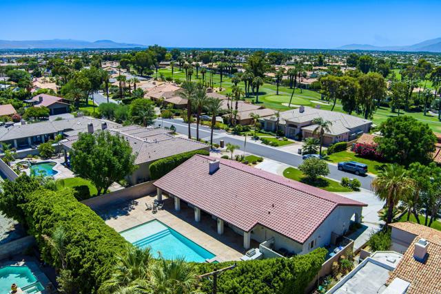 79540 Bermuda Dunes Drive, Bermuda Dunes CA: https://media.crmls.org/mediaz/8174b841-b0a3-4b75-9b17-7ca44acb043d.jpg