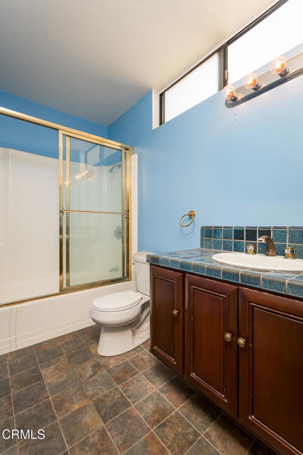 Detail Gallery Image 31 of 46 For 5 Faircliff Ct, Glendale,  CA 91206 - 2 Beds | 2/1 Baths