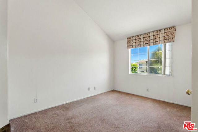 4044 Rosemead Boulevard, Pico Rivera CA: https://media.crmls.org/mediaz/817566df-e9ea-40fe-8242-7f42ee778429.jpg