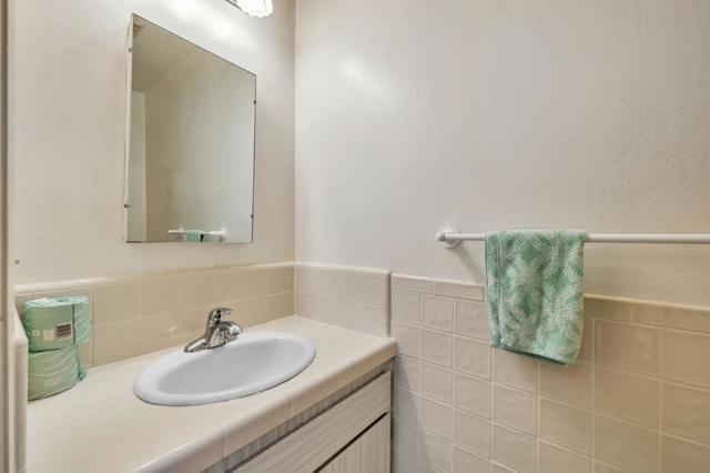 1615 Corte De Callas, San Jose CA: https://media.crmls.org/mediaz/81762ab2-e6d6-4d75-a2ce-9ad7eb6702ad.jpg