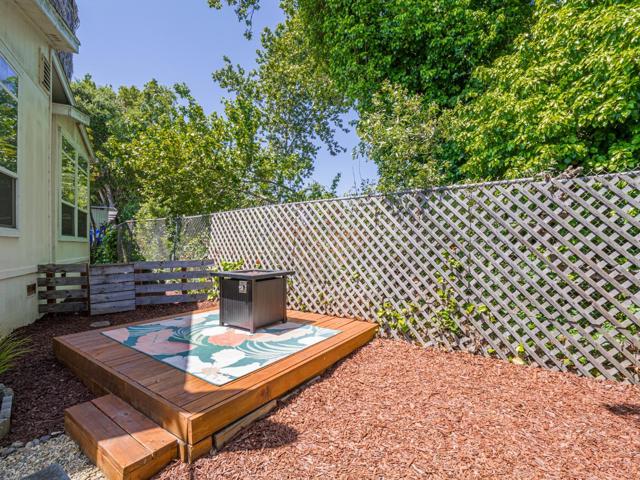 49 Blanca Lane, Watsonville CA: https://media.crmls.org/mediaz/81763ddb-8455-4e63-bce4-490c488cac42.jpg