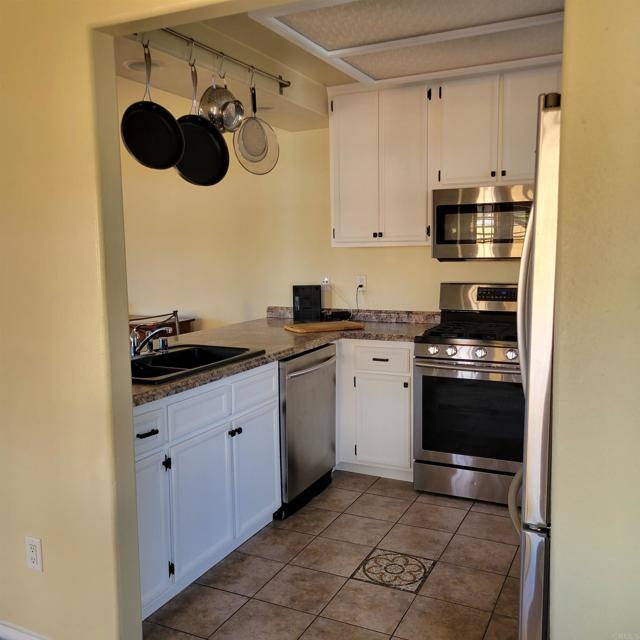 575 Granite, El Cajon CA: https://media.crmls.org/mediaz/8176ab23-75c9-4b1c-917d-f8a4b84b5464.jpg