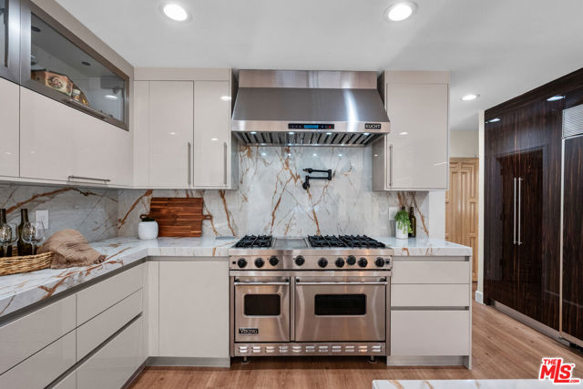 2103 N Hobart Boulevard, Los Angeles CA: https://media.crmls.org/mediaz/8177c73b-39e1-478f-be3d-1231628d36c7.jpg