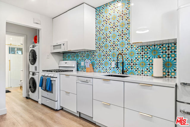 Image 29 of 75 For 502 Calle Santa Rosa