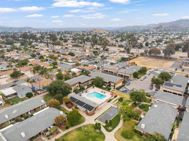 540 Oakdale Ln, El Cajon CA: https://media.crmls.org/mediaz/817881c8-90c1-41d3-be67-fcc1e245ed3b.jpg