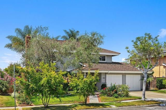 5448 Noah Way, San Diego CA: https://media.crmls.org/mediaz/8179039e-905b-458a-b577-7546919b268e.jpg