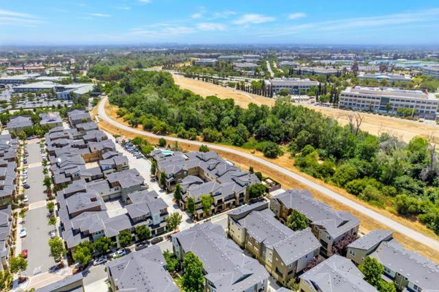 1490 Coyote Creek Way, Milpitas CA: https://media.crmls.org/mediaz/817d0cf7-bbb7-4856-952b-05023373b465.jpg