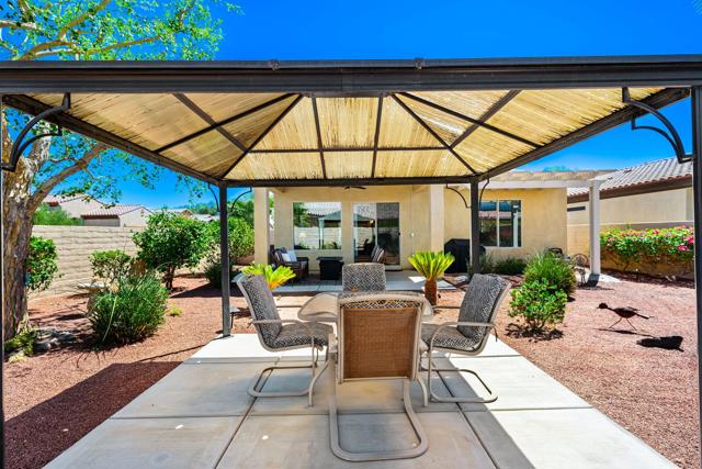 39007 Camino Orquesta, Indio CA: https://media.crmls.org/mediaz/817d28ed-3d7d-42bc-8e07-0091491350e9.jpg
