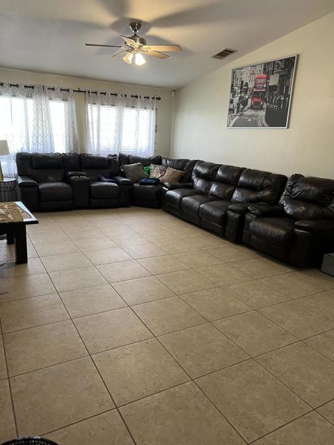 Image 5 of 10 For 79825 Dandelion Drive