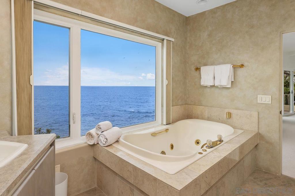 MLS #250037432SD image #28