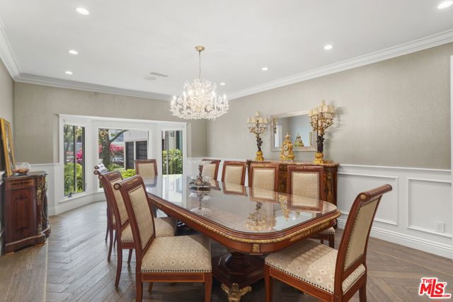 formal dining room