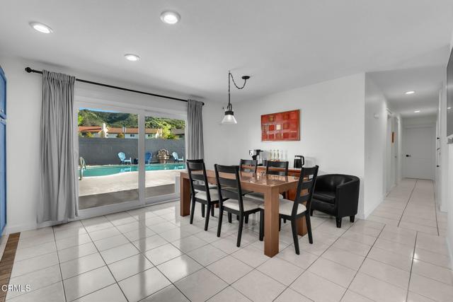 Detail Gallery Image 10 of 50 For 27800 Parkvale Dr, Santa Clarita,  CA 91350 - 4 Beds | 3 Baths