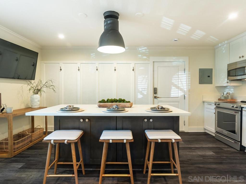 1021 Scott - photo 3