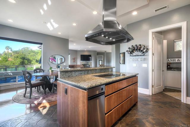 Detail Gallery Image 21 of 68 For 28521 Gladstone Ct, Escondido,  CA 92026 - 3 Beds | 3/1 Baths