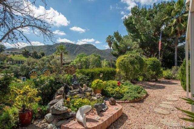 Detail Gallery Image 23 of 44 For 8975 Lawrence Welk #284,  Escondido,  CA 92026 - 2 Beds | 2 Baths