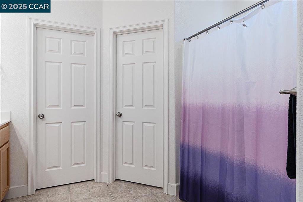 https://media.crmls.org/mediaz/8180702f-2224-40fe-a696-1457a73cd8ce.jpg?preset=X-Large