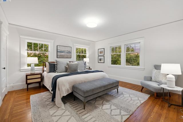 6040 LAWTON AVENUE, Oakland CA: https://media.crmls.org/mediaz/8180e889-018a-4de3-a0c0-9440147438de.jpg