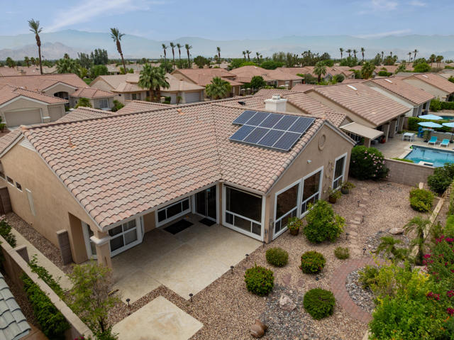 78368 Sunrise Canyon Avenue, Palm Desert CA: https://media.crmls.org/mediaz/8182259a-4280-4092-bea3-8a0947863d0c.jpg