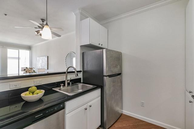 801 S Winchester Boulevard, San Jose CA: https://media.crmls.org/mediaz/818288e0-3347-43b3-b1d7-960ff5637e88.jpg