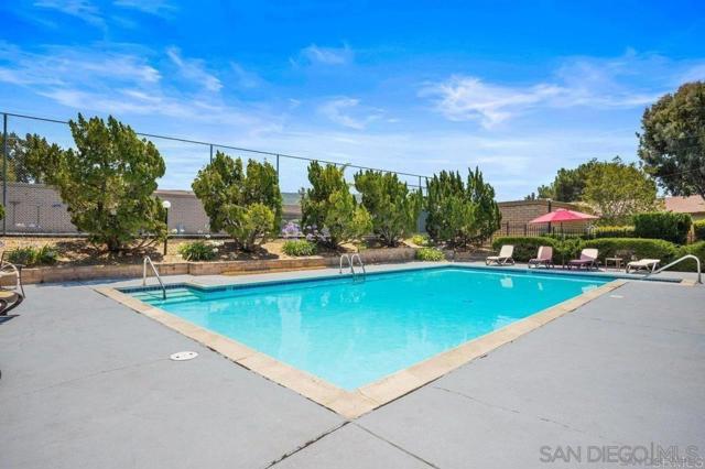 1810 Fairway Circle Dr, San Marcos, California 92078, 2 Bedrooms Bedrooms, ,2 BathroomsBathrooms,Condominium,For Sale,Fairway Circle Dr,240027790SD