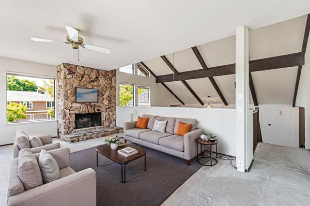 1440 Kring Way, Los Altos CA: https://media.crmls.org/mediaz/81859bfe-83d7-4e31-8575-52bdd7cc352b.jpg