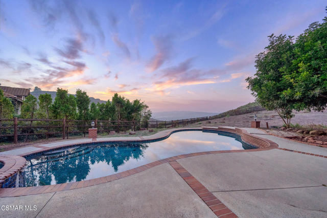 751 Wildwood Avenue, Thousand Oaks CA: https://media.crmls.org/mediaz/8185b3d5-5f32-420a-b500-9fb80ec7c1d0.jpg