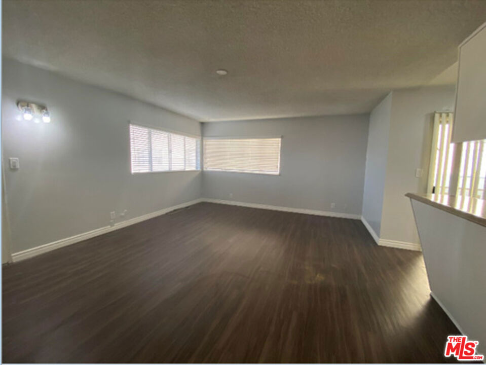 MLS #25531139 image #1