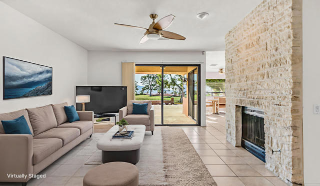 8796 Clubhouse Boulevard, Desert Hot Springs CA: https://media.crmls.org/mediaz/81867e78-d90a-475c-afd3-d430b237d4c4.jpg